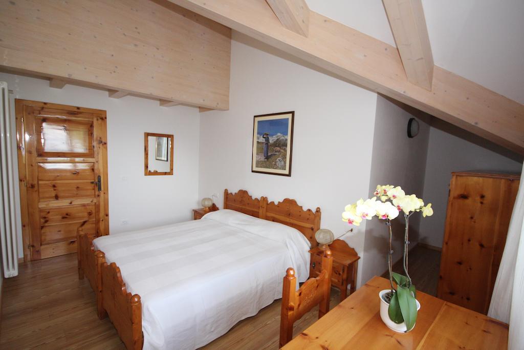 Cortalta Mountain Lodge Fai della Paganella Habitación foto